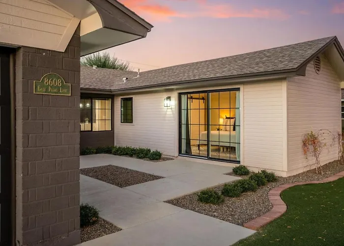 Pure Elegance In Old Town - Pool, Hot Tub, Fire Pit & Ping-pong Holiday home